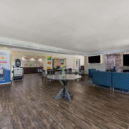 Quality Inn & Suites Airport Charlotte Exteriér fotografie