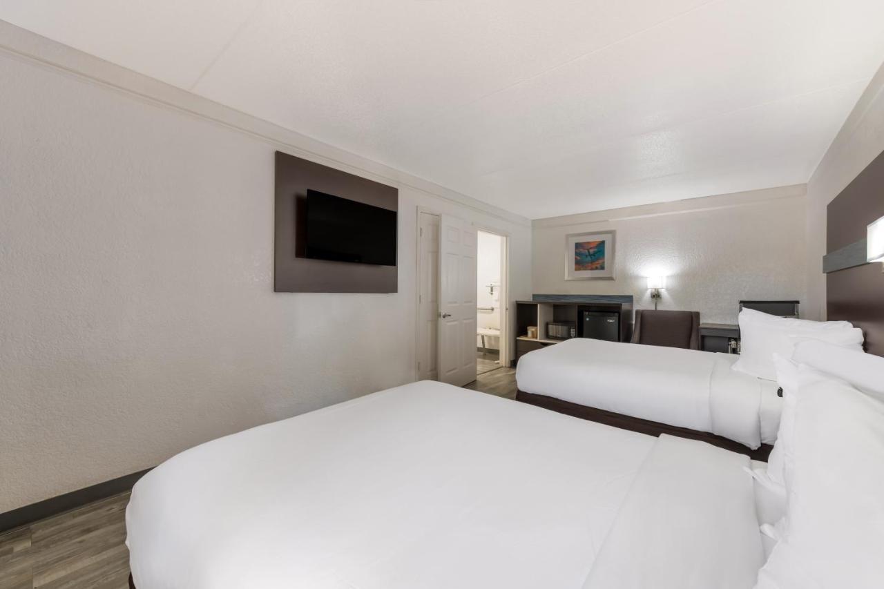 Quality Inn & Suites Airport Charlotte Exteriér fotografie