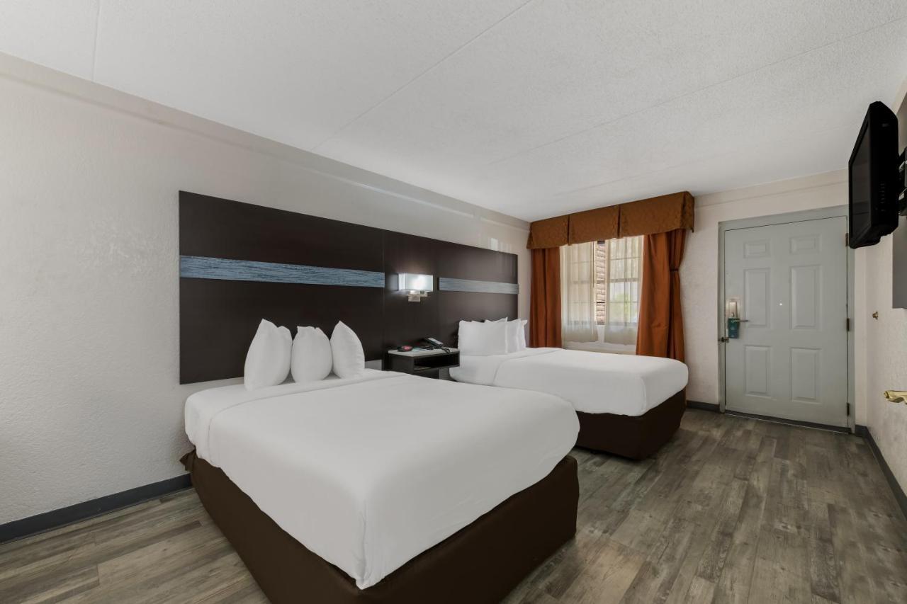 Quality Inn & Suites Airport Charlotte Exteriér fotografie