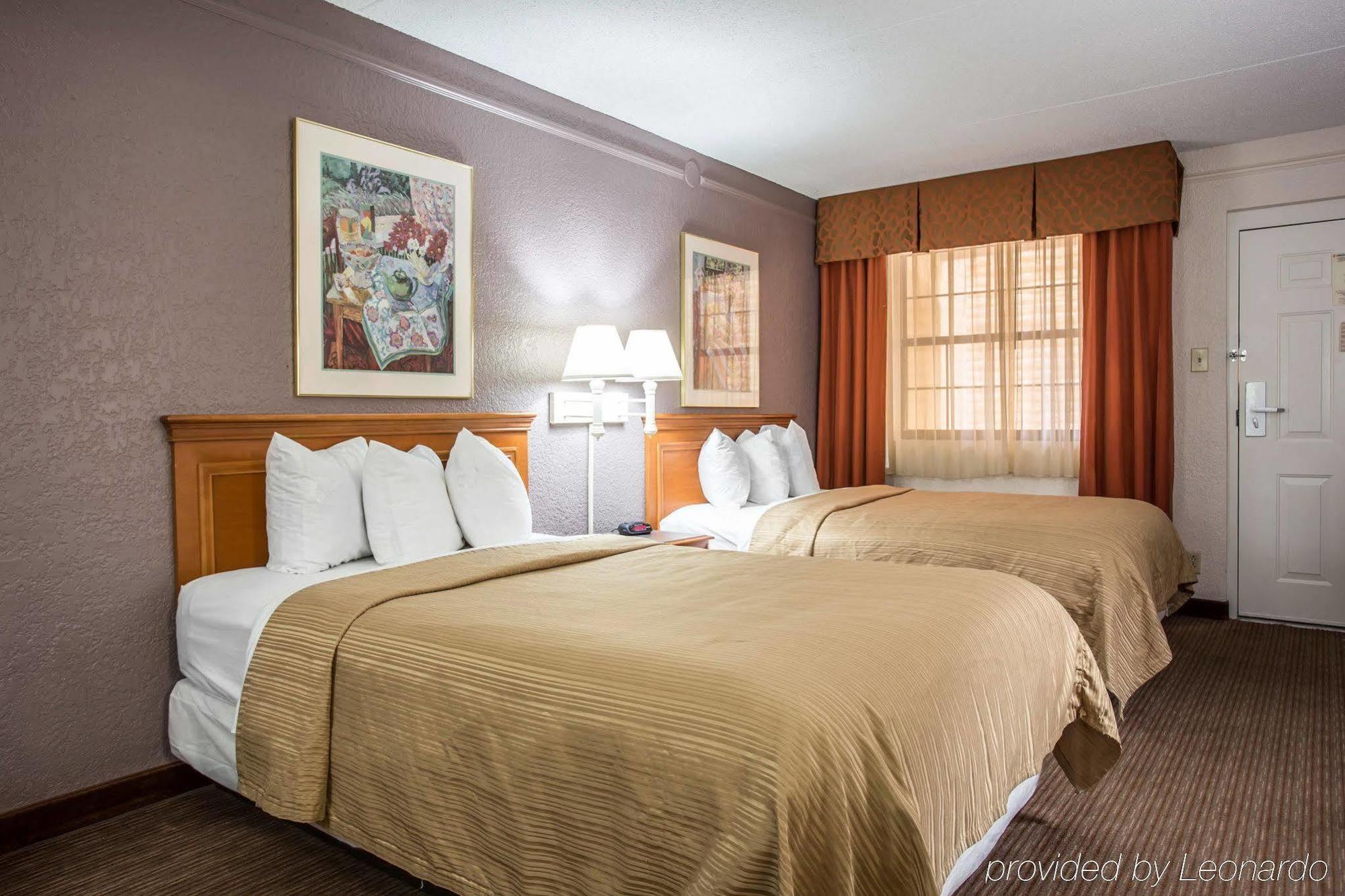 Quality Inn & Suites Airport Charlotte Exteriér fotografie